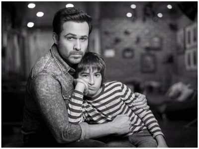 Emraan Hashmi enjoys a game of chess with his son; takes to social media to share a glimpse