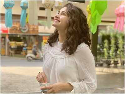 Prachi Desai shares a happy moment from an earlier trip
