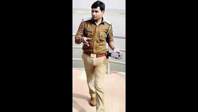 Suspended Chaubeypur SHO, SI arrested for fleeing encounter site