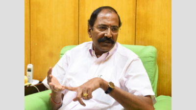 Tamil Nadu power minister P Thangamani tests positive for Covid-19