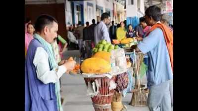 Andhra Pradesh: Vendors at RTC stations stare at loss