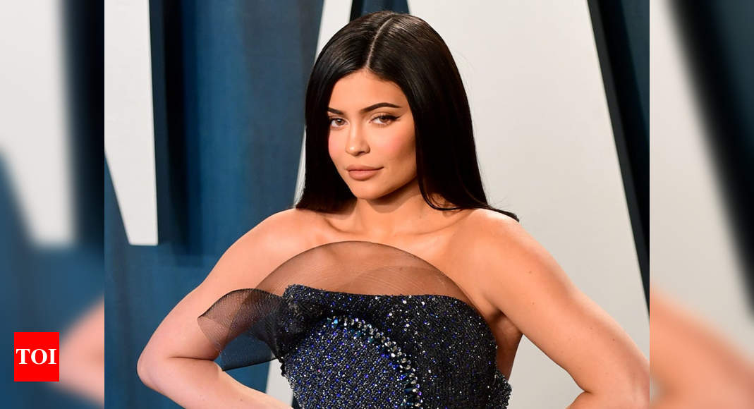 Kylie Jenner Denies Refusing To Tag Fashion Brand On Instagram Times Of India 