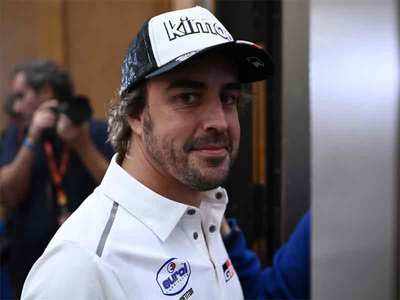 Fernando Alonso needs no help from me, says Daniel Ricciardo
