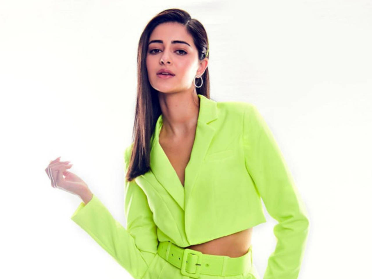 Pictures: Alia Bhatt and Ananya Panday show you how to style one