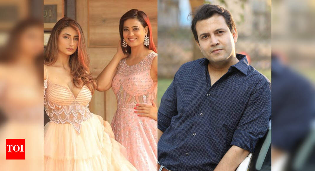 Palak Tiwari Posts A Pic Of Mom Shweta From Her Show Mere Dad Ki Dulhan But Is The Caption Hinting At Abhinav Kohli Times Of India