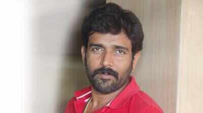 Stunt director Ravi Varma to play antagonist in Rowdy Fellow | Kannada ...