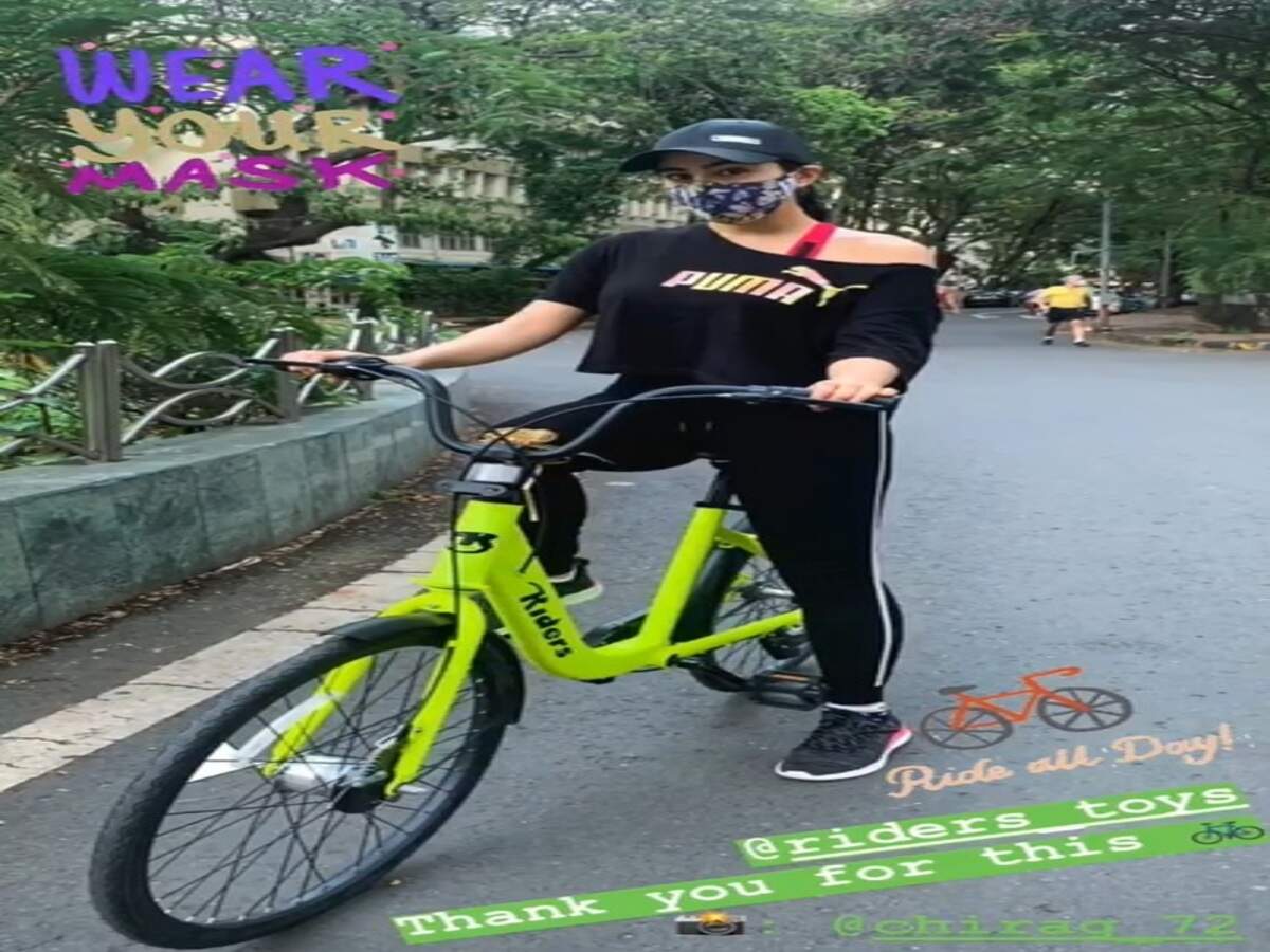 Sushant Singh Rajput Case Did Rhea Chakraborty Get A Choice To Select Venue For Cbi Interrogation Hindi Movie News Times Of India