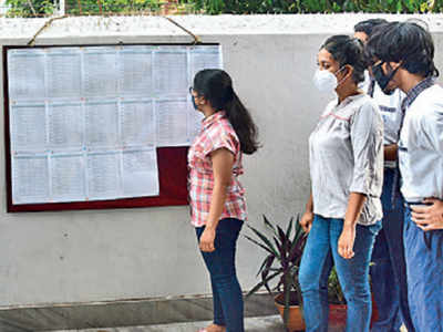 West Bengal: College aspirants worried about English admission, NEET