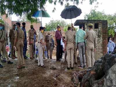 Kanpur ambush: SIT probing police's 'connivance' with Vikas Dubey visits Bikru village