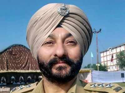 Suspended cop Devender Singh shared 'sensitive' info with Pakistan high commission: Officials