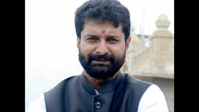 CT Ravi first Karnataka minister to test +ve; kin await results ...