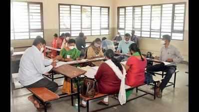 Evaluation of SSLC answer scripts commences at six centres