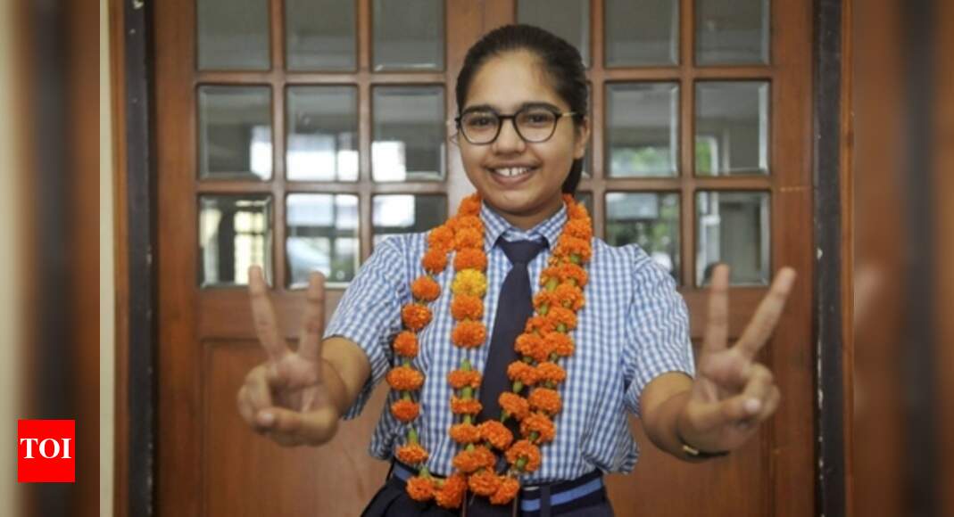 cbse-12th-topper-2020-cbse-12th-student-who-scored-100-wants-to