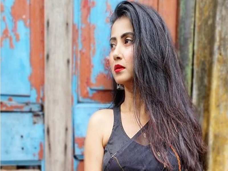 Actress Monami Ghosh Leaves Fans Awed With Her Latest Video Watch