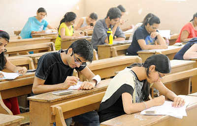 Maharashtra HSC results declared, girls outshine boys