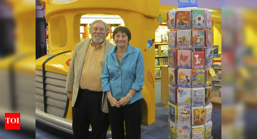 Magic School Bus author dies - Times of India