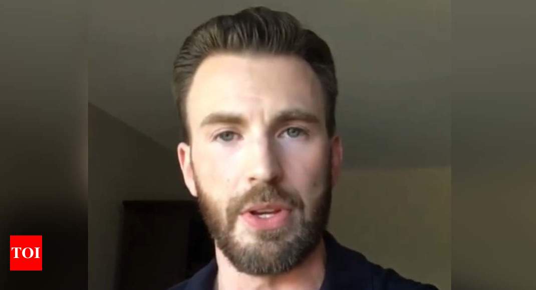 Un bambino salva la sorella dall'attacco di un cane che gli morde il viso.  Chris Evans gli regala lo scudo di Captain America - Open