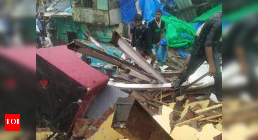 Mumbai Pregnant woman, teen die in Malad chawl crash Mumbai News