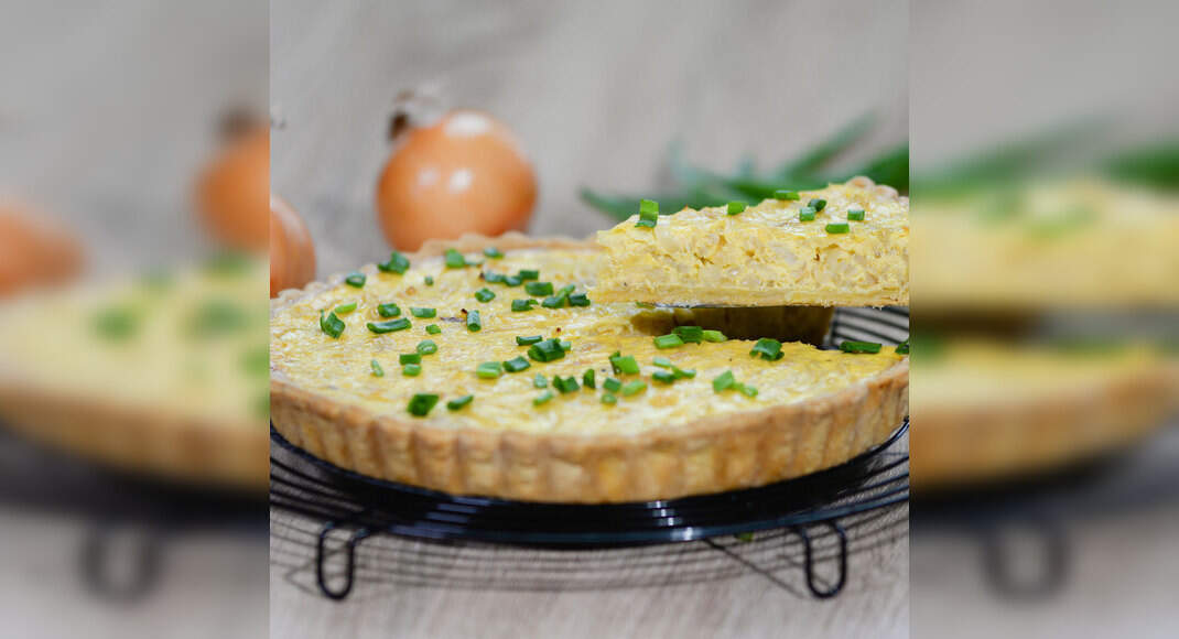 French Onion Tart Recipe: How to Make French Onion Tart Recipe | Homemade French Onion Tart Recipe