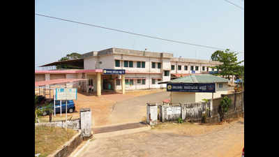 Karnataka: Man breaks into Belthangady hospital, whisks Covid-19 positive wife and baby away