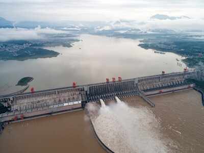 Floods kill 14 in China as water peaks at Three Gorges Dam - Times of India