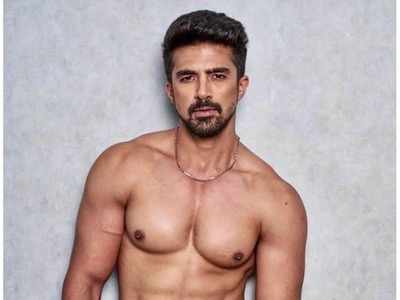 Check out Saqib Saleem’s ripped physique in THIS post