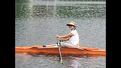 KMDA stops rowing at Kolkata's Rabindra Sarobar