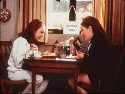 22 years on, cast of ‘The Parent Trap’ to meet for reunion on a popular video sharing platform