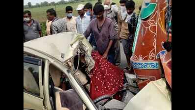Gujarat: Four of a family killed in car-truck collision | Rajkot News ...