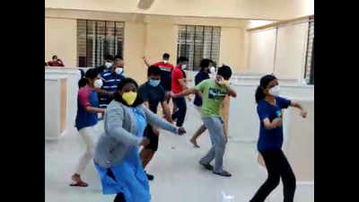 Aymptomatic Covid warriors do a flash mob in Karnataka's Ballari