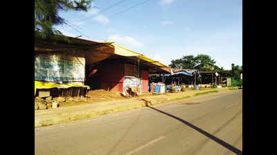 Vegetable, fish & meat business on specific days in Quepem town