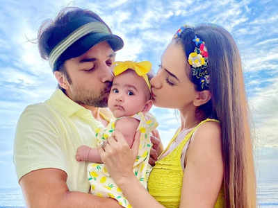 Smriti Khanna shares the first family pic with hubby Gautam Gupta and babygirl Anayka