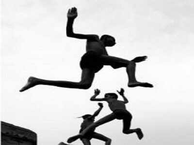 Mumbai-born woman wins iPhone Photography Awards for 'Flying Boys'