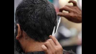 Telangana: Rs 1,000 reward for info on barbers violating voluntary lockdown in Metapally