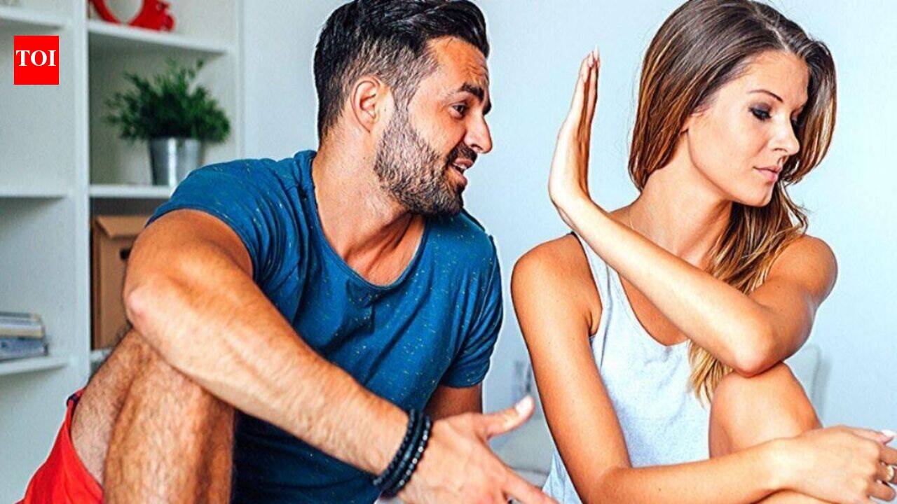 5 signs you’re a control-freak in a relationship