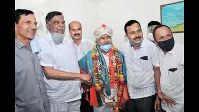 Vishwanath may become minister soon: Prasad