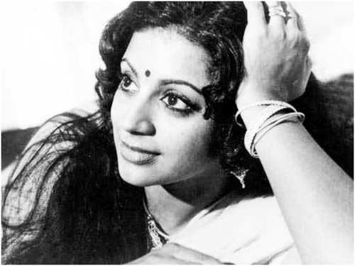 From Edavazhiyile Poocha Minda Poocha to Pavithram: Remembering Srividya on  her birth anniversary with her best work | The Times of India