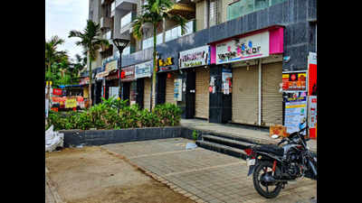 Pune: Lockdown comes under fire as traders count their losses