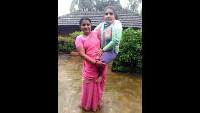 Mother carries her daughter to PU success