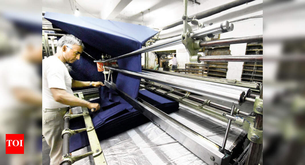 Kolhapur Powerlooms in Ichalkaranji weave hospital linen, masks Kolhapur News Times of India