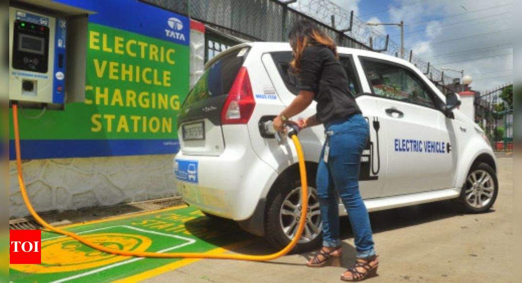 Eesl Eesl Plans 10 Ev Charging Plazas In Fy21 Times Of India,Chocolate Brown Hair Color For Morena Skin 2020