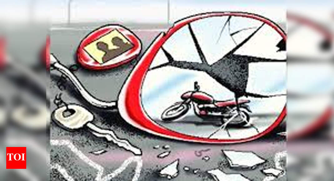 Helmetless biker dies after crash on Pune-Mumbai expressway | Pune News ...