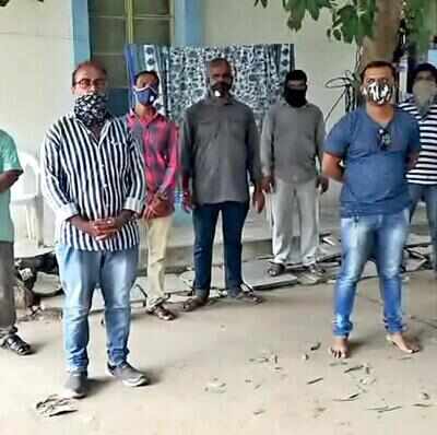 The traders were held on Sunday afternoon when the police was patrolling the area