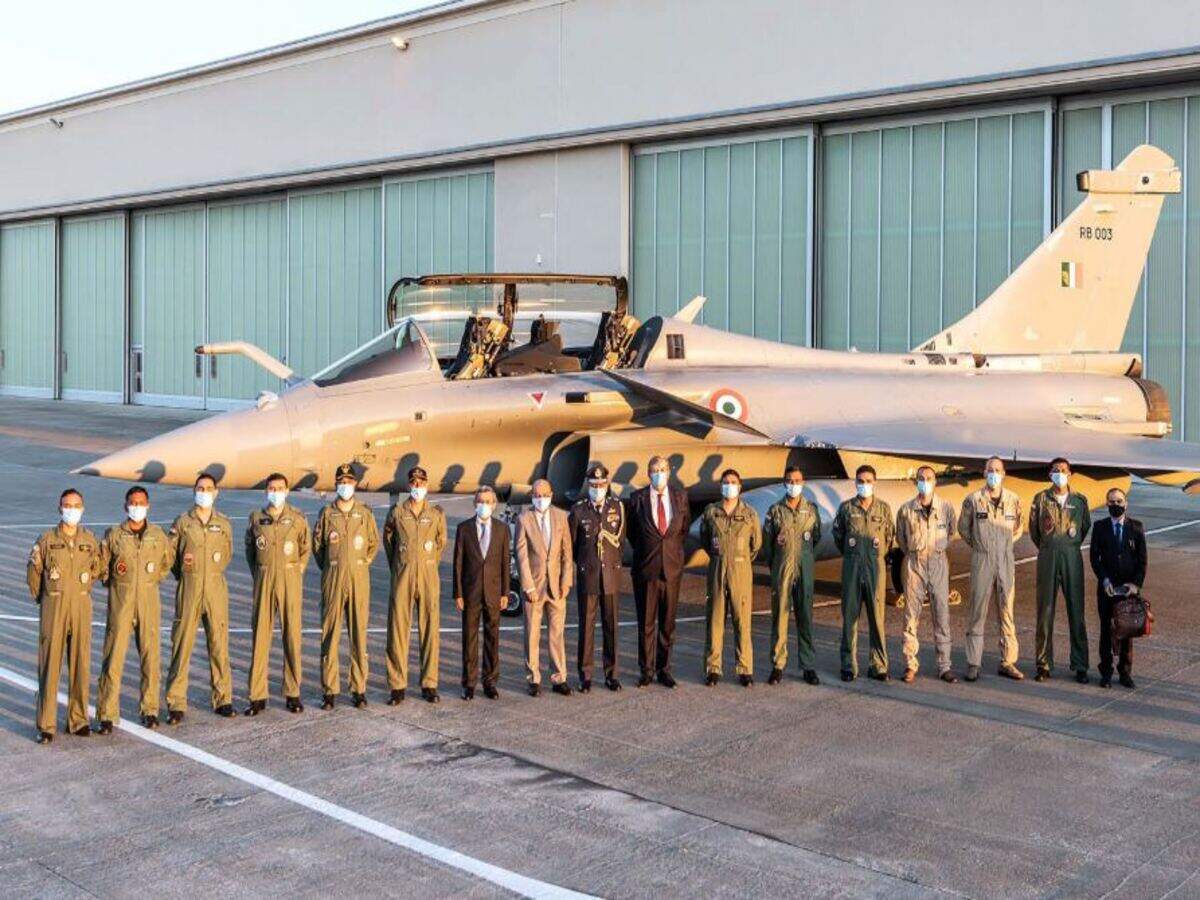 al dhafra air base website