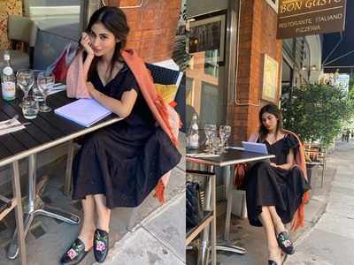 Mouni Roy looks absolutely delightful in these pictures from London; take a look!