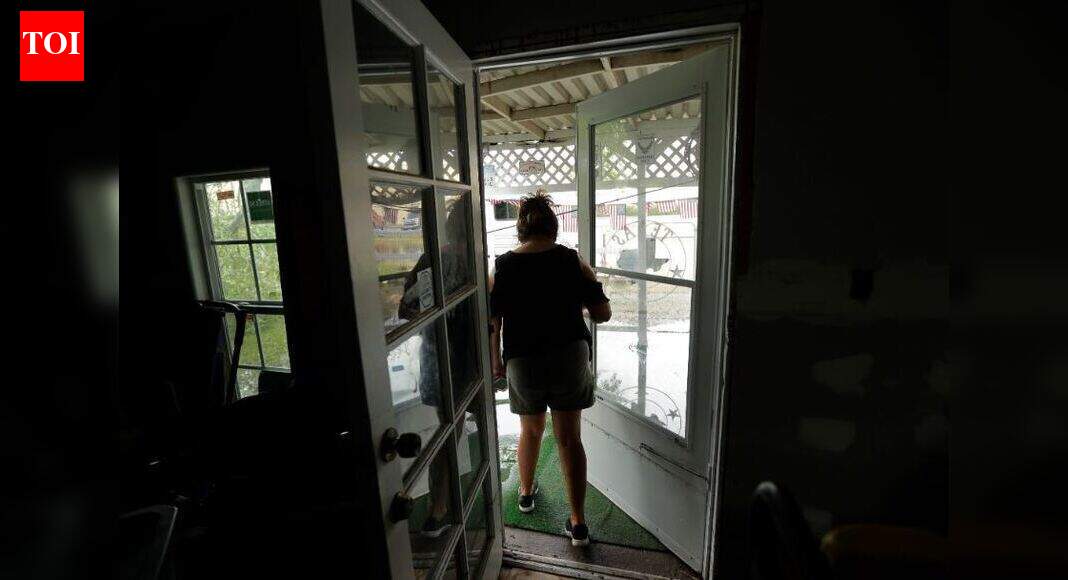 Hurricane in Texas: Thousands in Texas remain without power due to ...