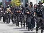 Kentucky: Armed protesters march against police brutality