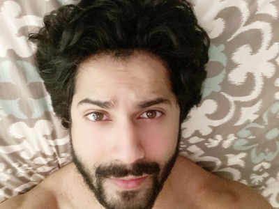 Varun Dhawan shares a morning selfie, motivates himself to get up; see picture