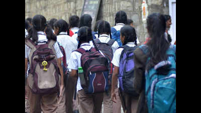 Unable to pay fee, 1 lakh students move to government schools