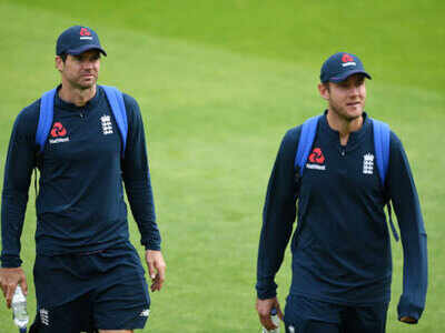 James Anderson (left) and Stuart Broad. (Photo by Gareth Copley/Getty Images)